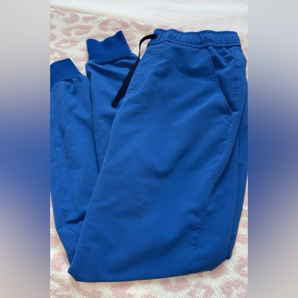 FIGS scrub jogger bottoms! - Picture 2 of 3